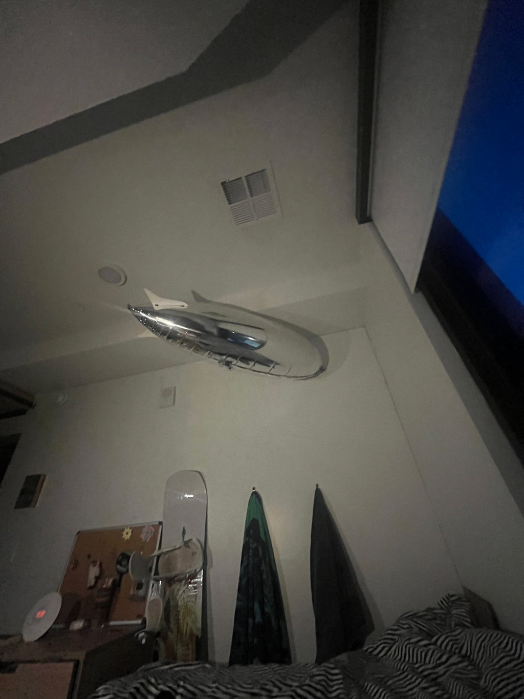 RC Indoor Blimp